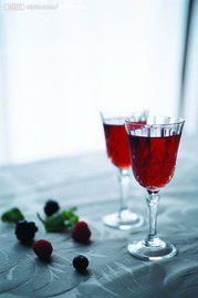 水為舟，脂為岸 科學飲水時間表，助力健康減重之旅